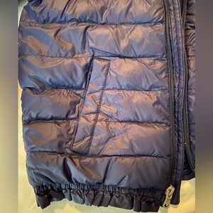 Polo Ralph Lauren navy blue girl puffer jacket. Zipper. Ruffles.